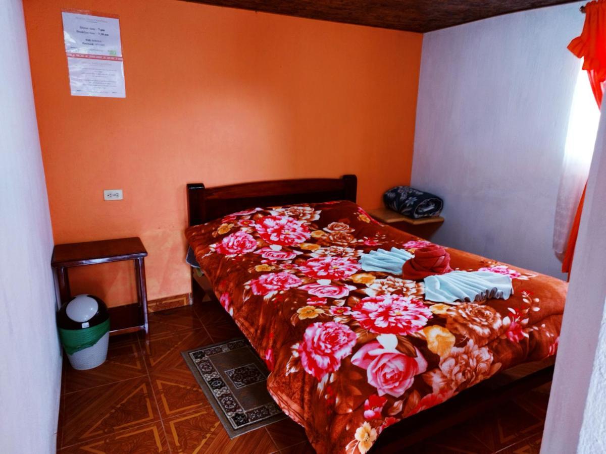 Hostal Taita Cristobal Isinlivi Bagian luar foto