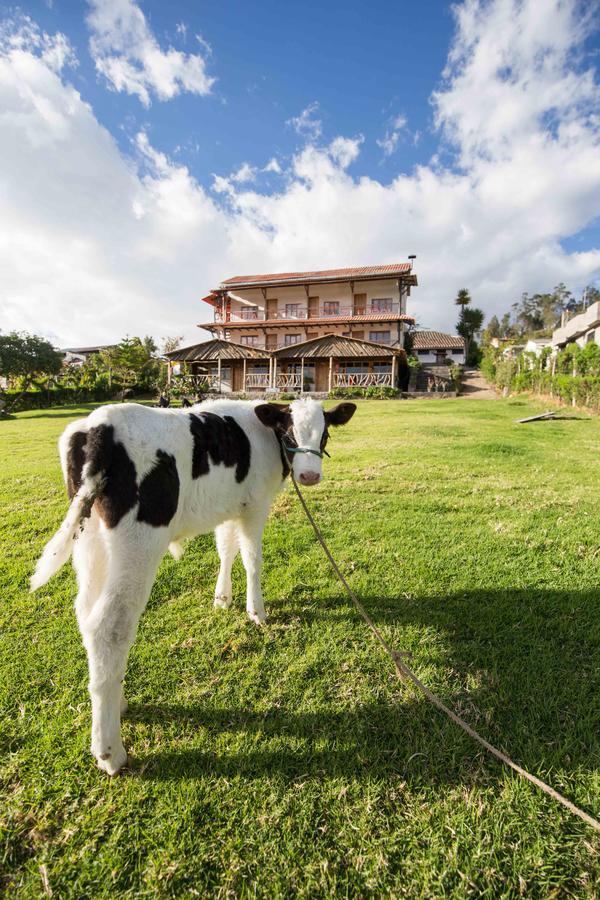 Hostal Taita Cristobal Isinlivi Bagian luar foto