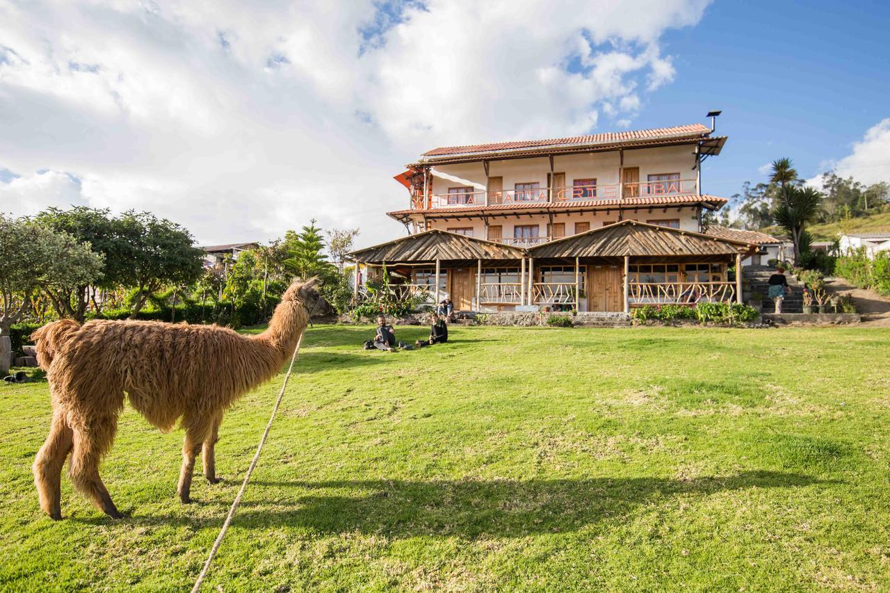 Hostal Taita Cristobal Isinlivi Bagian luar foto