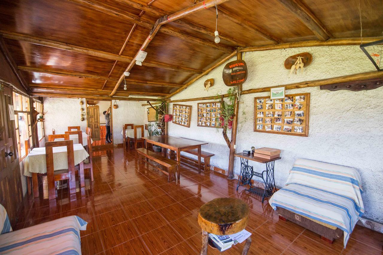 Hostal Taita Cristobal Isinlivi Bagian luar foto