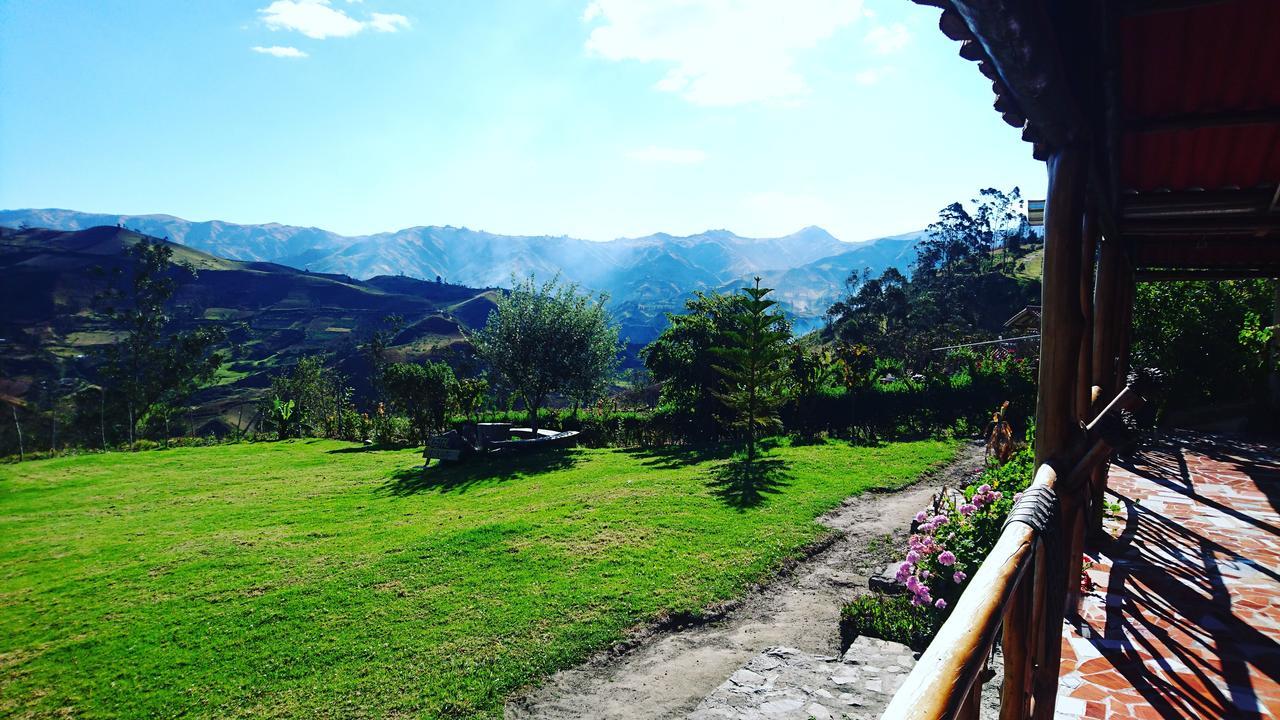 Hostal Taita Cristobal Isinlivi Bagian luar foto